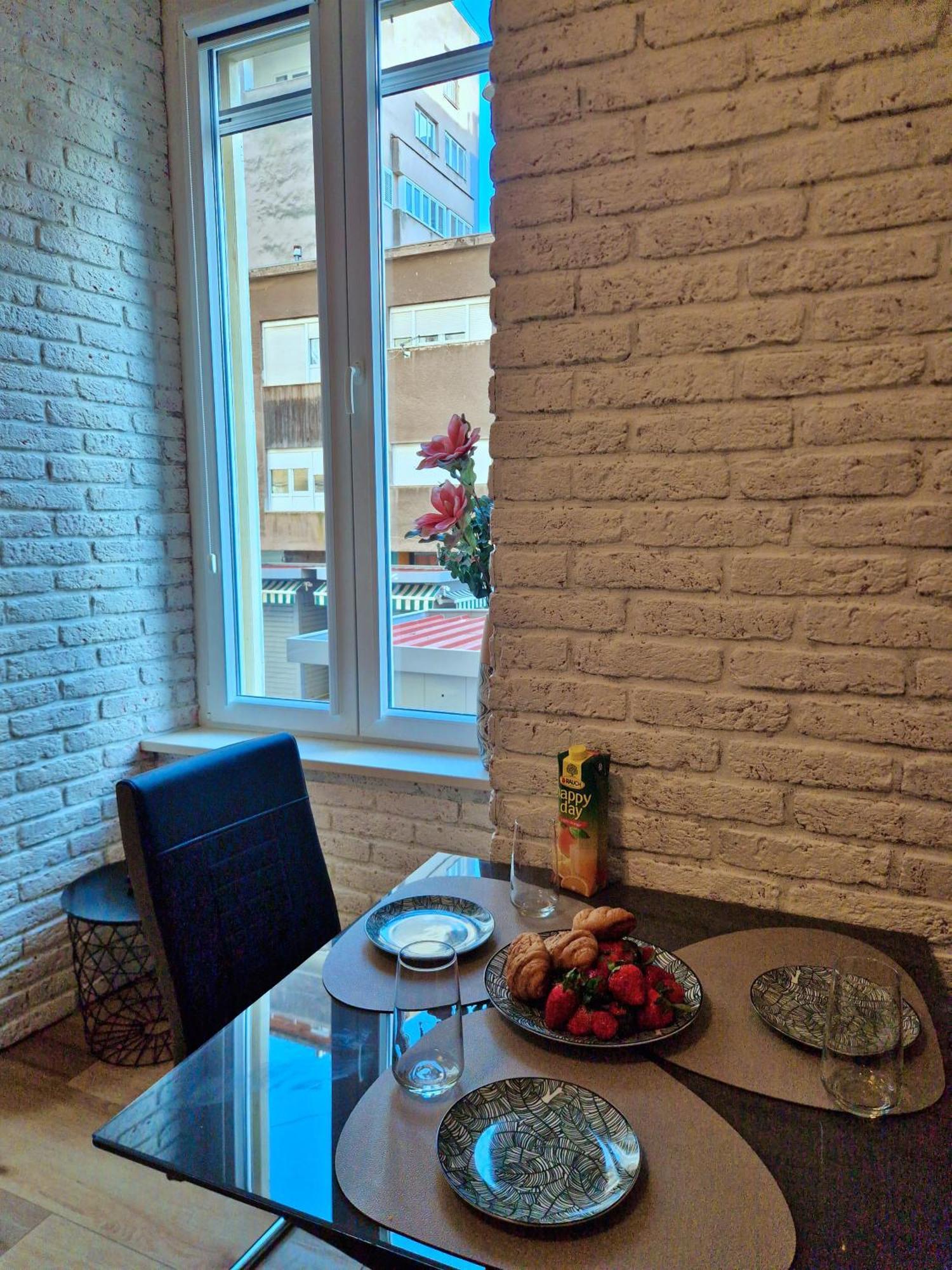 Lola'S Place Rijeka Exterior foto
